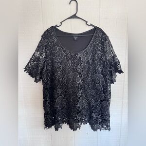 Simply Emma size 3x Black Floral Lace top with silver accents